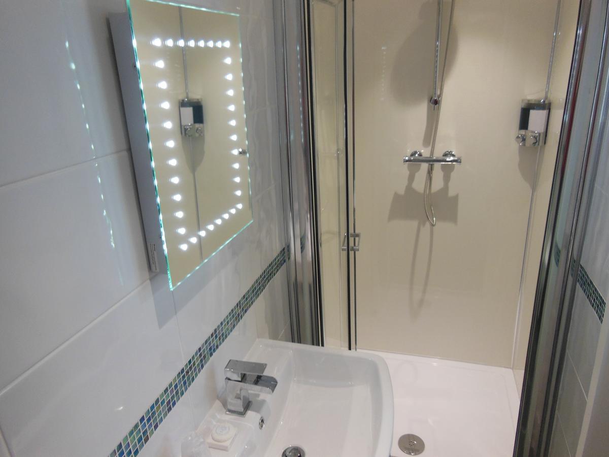 Y Giler Arms Hotel Pentrefoelas Ngoại thất bức ảnh